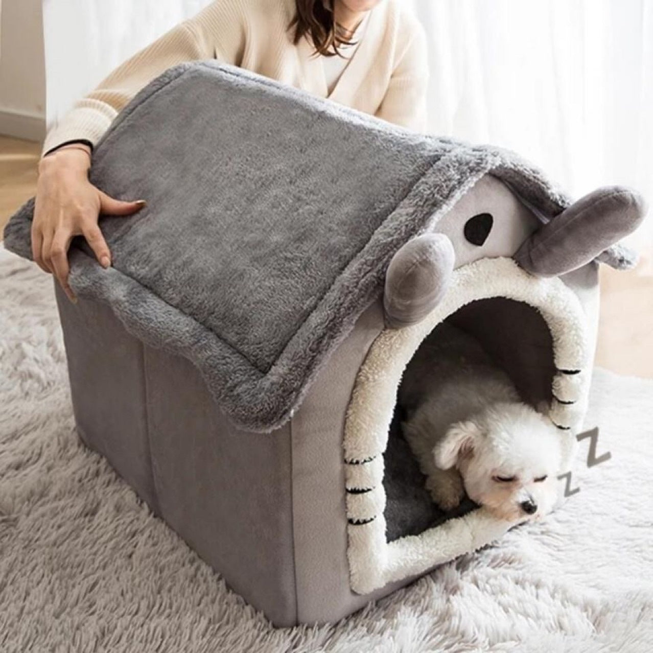 Winter Insulated Cat House - Warm Cozy Pet Bed for Cats and Puppies
