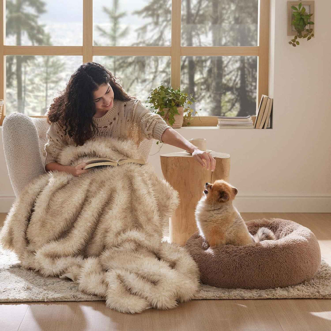Round Fluffy Plush Pet Bed Round Fluffy Plush Pet Bed